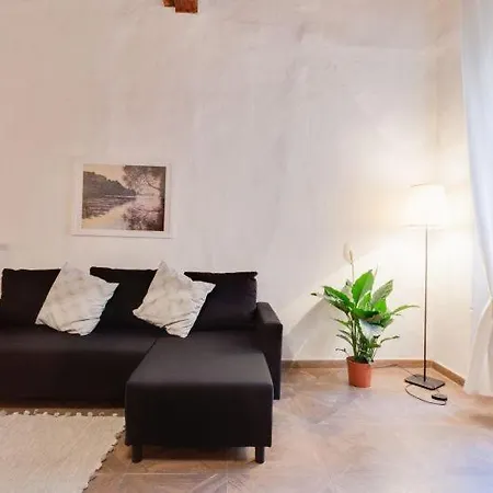 Apartment Medici Tower *